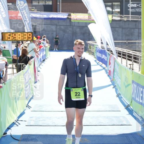 10.08.2025 - GEWOBA Citytriathlon Bremen H.Heesch http://msf.ph/oto/8553941 10.08.2025 15:48:43 Ziel 355 meine-sportfotos.de