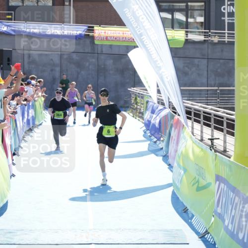 10.08.2025 - GEWOBA Citytriathlon Bremen H.Heesch http://msf.ph/oto/8553962 10.08.2025 15:49:24 Ziel 364 meine-sportfotos.de