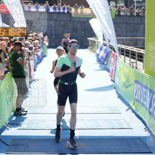 10.08.2025 - GEWOBA Citytriathlon Bremen H.Heesch http://msf.ph/oto/8553969 10.08.2025 15:16:27 Ziel 91, 93, 191, 488 meine-sportfotos.de