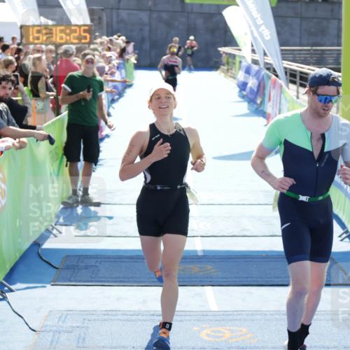 10.08.2025 - GEWOBA Citytriathlon Bremen H.Heesch http://msf.ph/oto/8553974 10.08.2025 15:16:29 Ziel 93, 191, 488 meine-sportfotos.de