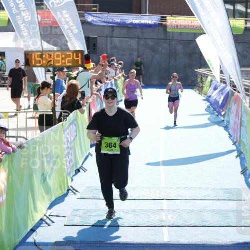 10.08.2025 - GEWOBA Citytriathlon Bremen H.Heesch http://msf.ph/oto/8554037 10.08.2025 15:49:28 Ziel 6, 364, 476, 477 meine-sportfotos.de