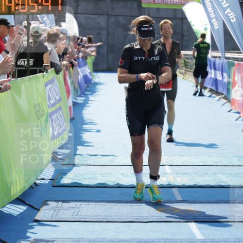 10.08.2025 - GEWOBA Citytriathlon Bremen H.Heesch http://msf.ph/oto/8554055 10.08.2025 14:05:44 Ziel 628, 684, 706, 839, 973 meine-sportfotos.de