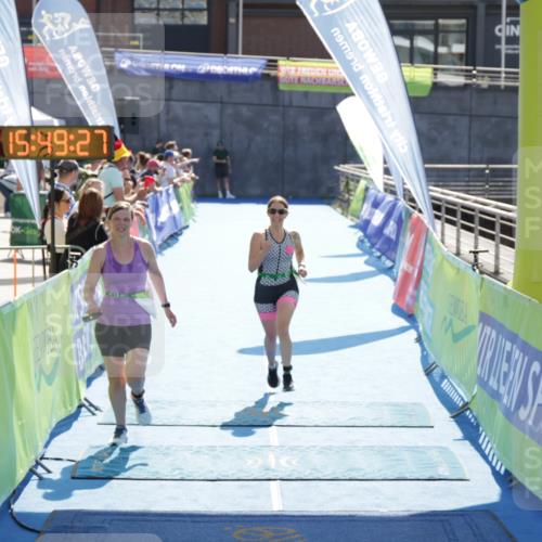 10.08.2025 - GEWOBA Citytriathlon Bremen H.Heesch http://msf.ph/oto/8554072 10.08.2025 15:49:31 Ziel 6, 364, 476, 477 meine-sportfotos.de