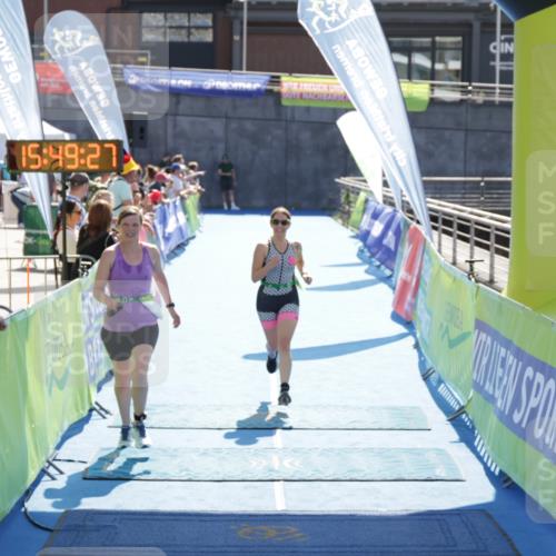 10.08.2025 - GEWOBA Citytriathlon Bremen H.Heesch http://msf.ph/oto/8554073 10.08.2025 15:49:31 Ziel 6, 364, 476, 477 meine-sportfotos.de