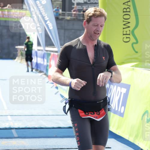 10.08.2025 - GEWOBA Citytriathlon Bremen H.Heesch http://msf.ph/oto/8554074 10.08.2025 14:05:48 Ziel 668, 839, 973 meine-sportfotos.de