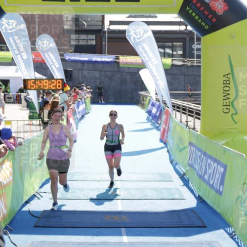 10.08.2025 - GEWOBA Citytriathlon Bremen H.Heesch http://msf.ph/oto/8554096 10.08.2025 15:49:32 Ziel 6, 364, 476, 477 meine-sportfotos.de