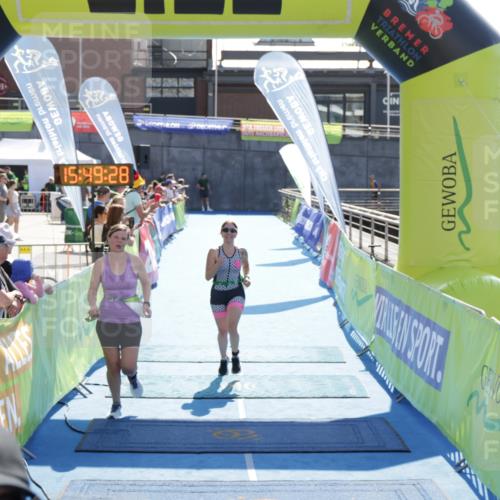 10.08.2025 - GEWOBA Citytriathlon Bremen H.Heesch http://msf.ph/oto/8554099 10.08.2025 15:49:32 Ziel 6, 364, 476, 477 meine-sportfotos.de