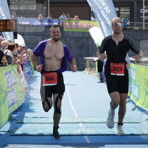 10.08.2025 - GEWOBA Citytriathlon Bremen H.Heesch http://msf.ph/oto/8554104 10.08.2025 14:06:21 Ziel 605, 623, 660 meine-sportfotos.de