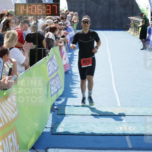 10.08.2025 - GEWOBA Citytriathlon Bremen H.Heesch http://msf.ph/oto/8554127 10.08.2025 14:06:41 Ziel 823 meine-sportfotos.de