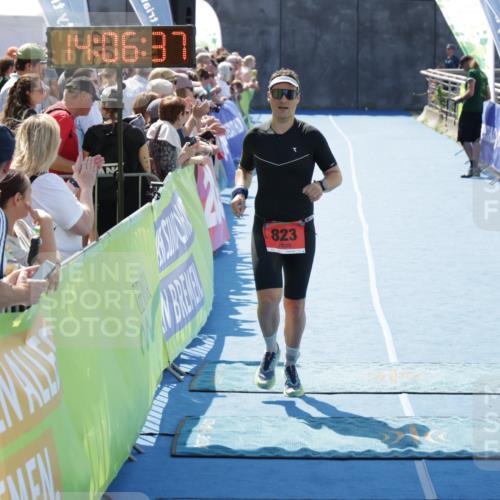 10.08.2025 - GEWOBA Citytriathlon Bremen H.Heesch http://msf.ph/oto/8554129 10.08.2025 14:06:41 Ziel 823 meine-sportfotos.de
