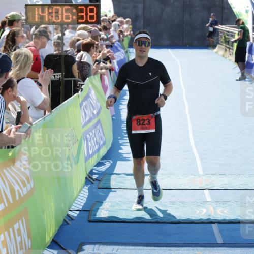 10.08.2025 - GEWOBA Citytriathlon Bremen H.Heesch http://msf.ph/oto/8554132 10.08.2025 14:06:41 Ziel 823 meine-sportfotos.de
