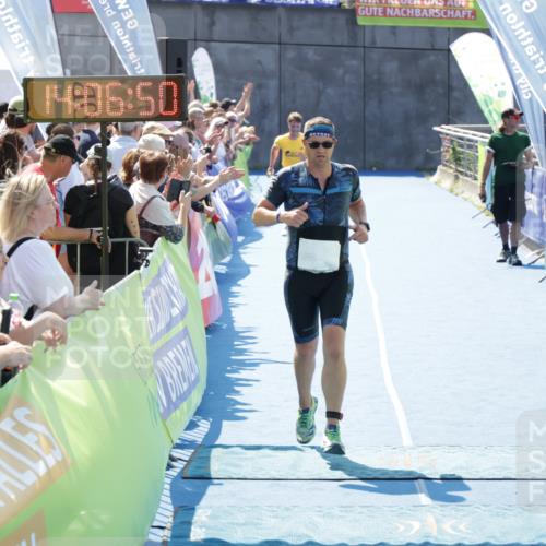 10.08.2025 - GEWOBA Citytriathlon Bremen H.Heesch http://msf.ph/oto/8554138 10.08.2025 14:06:53 Ziel 576, 788 meine-sportfotos.de