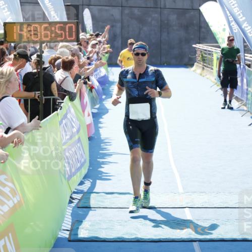10.08.2025 - GEWOBA Citytriathlon Bremen H.Heesch http://msf.ph/oto/8554140 10.08.2025 14:06:54 Ziel 576, 788 meine-sportfotos.de