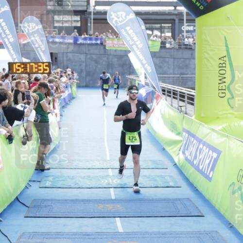 10.08.2025 - GEWOBA Citytriathlon Bremen H.Heesch http://msf.ph/oto/8554158 10.08.2025 15:17:39 Ziel 173 meine-sportfotos.de