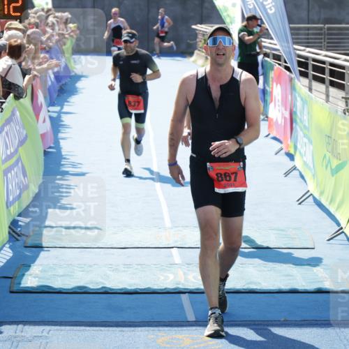 10.08.2025 - GEWOBA Citytriathlon Bremen H.Heesch http://msf.ph/oto/8554201 10.08.2025 14:07:15 Ziel 606, 677, 727, 812, 837, 867 meine-sportfotos.de