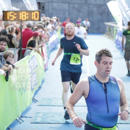 10.08.2025 - GEWOBA Citytriathlon Bremen H.Heesch http://msf.ph/oto/8554286 10.08.2025 15:18:14 Ziel 126, 143, 225 meine-sportfotos.de