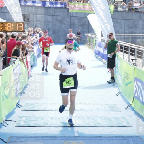 10.08.2025 - GEWOBA Citytriathlon Bremen H.Heesch http://msf.ph/oto/8554301 10.08.2025 15:18:17 Ziel 41, 45, 101, 126, 143, 225 meine-sportfotos.de