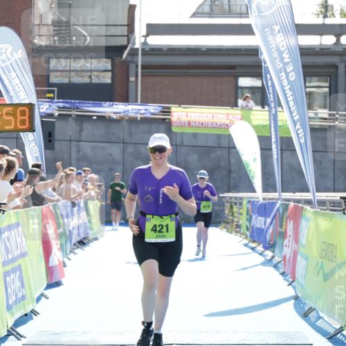 10.08.2025 - GEWOBA Citytriathlon Bremen H.Heesch http://msf.ph/oto/8554427 10.08.2025 15:51:02 Ziel 140, 419, 421 meine-sportfotos.de