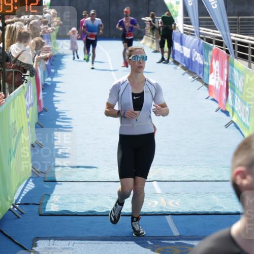 10.08.2025 - GEWOBA Citytriathlon Bremen H.Heesch http://msf.ph/oto/8554442 10.08.2025 14:09:16 Ziel 625, 741, 959, 960 meine-sportfotos.de