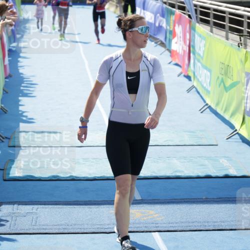 10.08.2025 - GEWOBA Citytriathlon Bremen H.Heesch http://msf.ph/oto/8554454 10.08.2025 14:09:17 Ziel 625, 693, 741, 875, 956, 959, 960 meine-sportfotos.de
