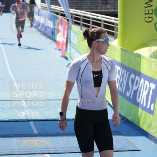 10.08.2025 - GEWOBA Citytriathlon Bremen H.Heesch http://msf.ph/oto/8554466 10.08.2025 14:09:18 Ziel 625, 693, 741, 875, 956, 959, 960 meine-sportfotos.de