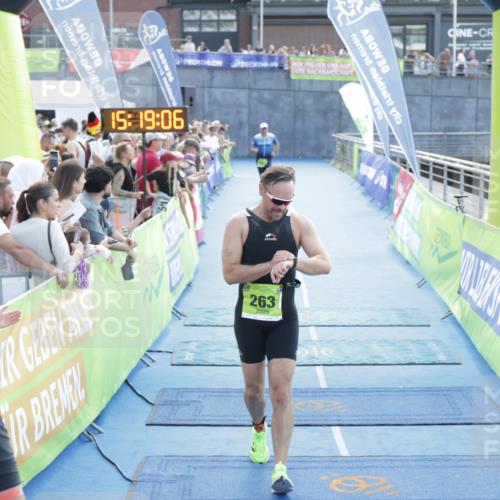 10.08.2025 - GEWOBA Citytriathlon Bremen H.Heesch http://msf.ph/oto/8554476 10.08.2025 15:19:10 Ziel 263 meine-sportfotos.de