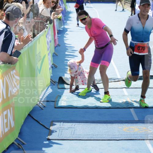 10.08.2025 - GEWOBA Citytriathlon Bremen H.Heesch http://msf.ph/oto/8554483 10.08.2025 14:09:23 Ziel 626, 693, 875, 956 meine-sportfotos.de