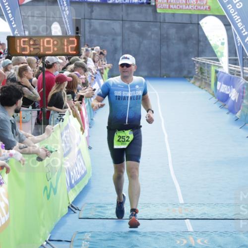 10.08.2025 - GEWOBA Citytriathlon Bremen H.Heesch http://msf.ph/oto/8554494 10.08.2025 15:19:16 Ziel 252 meine-sportfotos.de