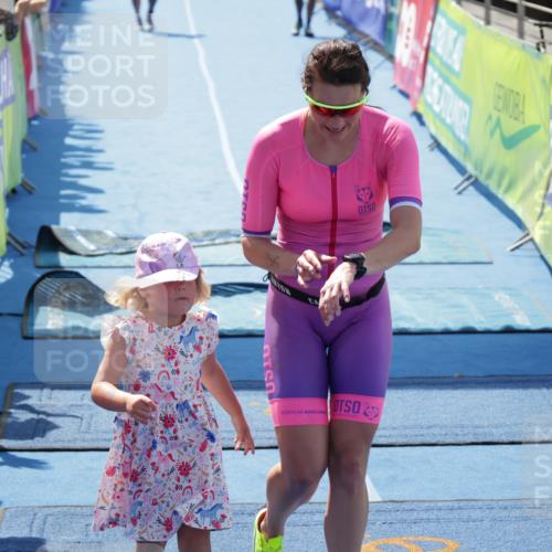 10.08.2025 - GEWOBA Citytriathlon Bremen H.Heesch http://msf.ph/oto/8554514 10.08.2025 14:09:28 Ziel 626, 693, 875, 956 meine-sportfotos.de