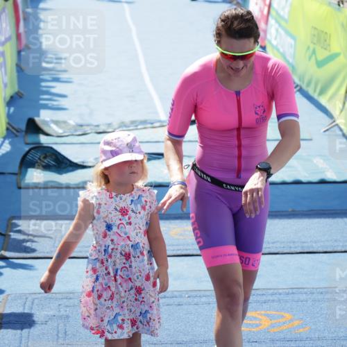 10.08.2025 - GEWOBA Citytriathlon Bremen H.Heesch http://msf.ph/oto/8554517 10.08.2025 14:09:29 Ziel 626, 693, 875, 956 meine-sportfotos.de