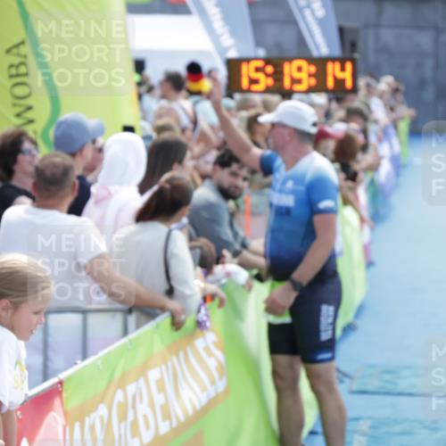 10.08.2025 - GEWOBA Citytriathlon Bremen H.Heesch http://msf.ph/oto/8554518 10.08.2025 15:19:18 Ziel 252 meine-sportfotos.de