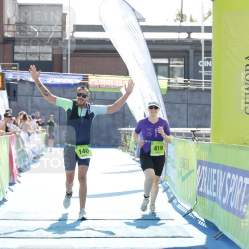 10.08.2025 - GEWOBA Citytriathlon Bremen H.Heesch http://msf.ph/oto/8554528 10.08.2025 15:51:08 Ziel 140, 419, 421 meine-sportfotos.de