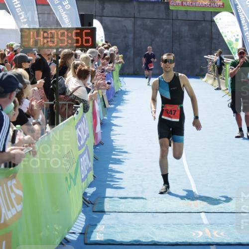 10.08.2025 - GEWOBA Citytriathlon Bremen H.Heesch http://msf.ph/oto/8554534 10.08.2025 14:10:00 Ziel 647 meine-sportfotos.de