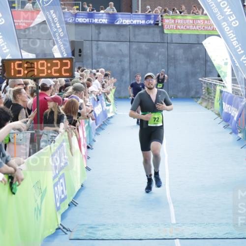 10.08.2025 - GEWOBA Citytriathlon Bremen H.Heesch http://msf.ph/oto/8554539 10.08.2025 15:19:26 Ziel 72 meine-sportfotos.de