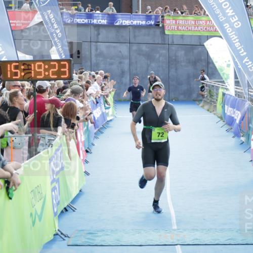10.08.2025 - GEWOBA Citytriathlon Bremen H.Heesch http://msf.ph/oto/8554542 10.08.2025 15:19:27 Ziel 5, 72 meine-sportfotos.de