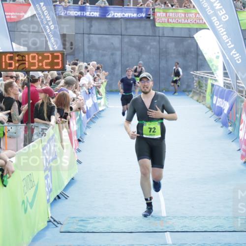 10.08.2025 - GEWOBA Citytriathlon Bremen H.Heesch http://msf.ph/oto/8554545 10.08.2025 15:19:27 Ziel 5, 72 meine-sportfotos.de