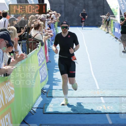 10.08.2025 - GEWOBA Citytriathlon Bremen H.Heesch http://msf.ph/oto/8554608 10.08.2025 14:10:25 Ziel 753 meine-sportfotos.de