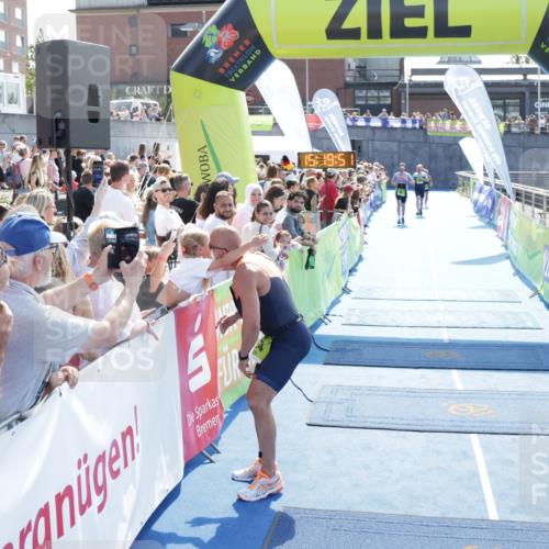 10.08.2025 - GEWOBA Citytriathlon Bremen H.Heesch http://msf.ph/oto/8554656 10.08.2025 15:19:55 Ziel 88, 123, 224, 238, 431 meine-sportfotos.de