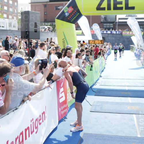 10.08.2025 - GEWOBA Citytriathlon Bremen H.Heesch http://msf.ph/oto/8554658 10.08.2025 15:19:55 Ziel 88, 123, 224, 238, 431 meine-sportfotos.de