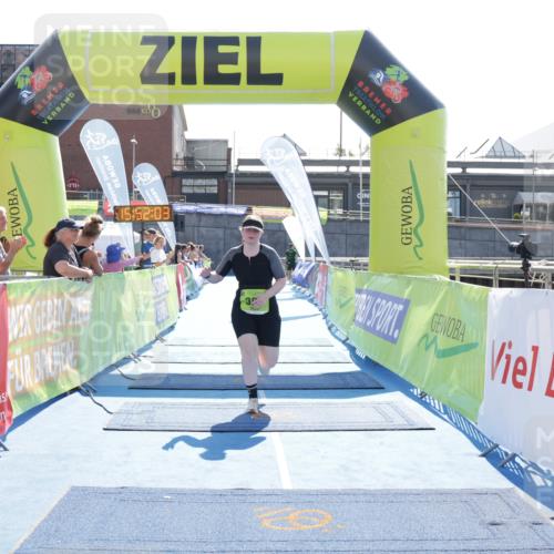 10.08.2025 - GEWOBA Citytriathlon Bremen H.Heesch http://msf.ph/oto/8554671 10.08.2025 15:52:07 Ziel 388 meine-sportfotos.de