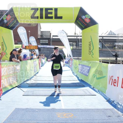 10.08.2025 - GEWOBA Citytriathlon Bremen H.Heesch http://msf.ph/oto/8554676 10.08.2025 15:52:07 Ziel 388 meine-sportfotos.de