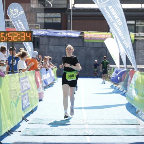 10.08.2025 - GEWOBA Citytriathlon Bremen H.Heesch http://msf.ph/oto/8554739 10.08.2025 15:52:38 Ziel 339, 380 meine-sportfotos.de