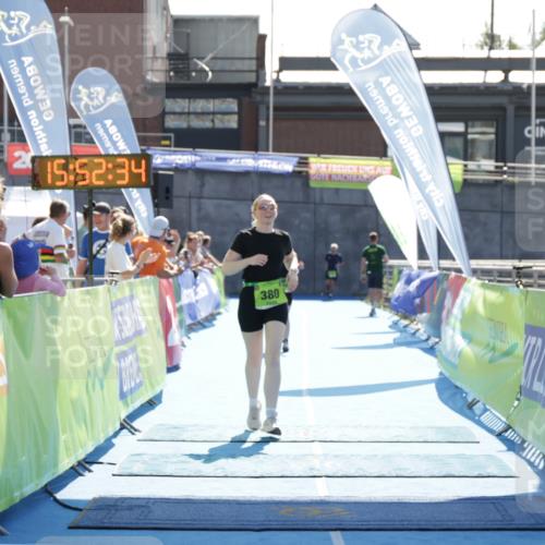 10.08.2025 - GEWOBA Citytriathlon Bremen H.Heesch http://msf.ph/oto/8554753 10.08.2025 15:52:38 Ziel 339, 380 meine-sportfotos.de