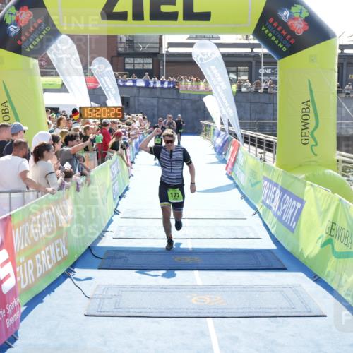 10.08.2025 - GEWOBA Citytriathlon Bremen H.Heesch http://msf.ph/oto/8554776 10.08.2025 15:20:29 Ziel 50, 177 meine-sportfotos.de