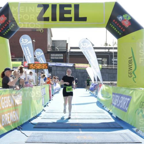 10.08.2025 - GEWOBA Citytriathlon Bremen H.Heesch http://msf.ph/oto/8554784 10.08.2025 15:52:39 Ziel 339, 380 meine-sportfotos.de