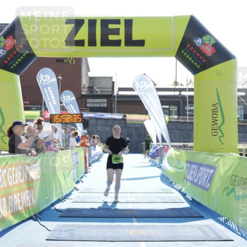 10.08.2025 - GEWOBA Citytriathlon Bremen H.Heesch http://msf.ph/oto/8554790 10.08.2025 15:52:39 Ziel 339, 380 meine-sportfotos.de