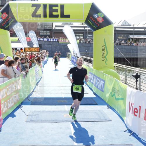 10.08.2025 - GEWOBA Citytriathlon Bremen H.Heesch http://msf.ph/oto/8554845 10.08.2025 15:20:44 Ziel 20, 47, 69, 314, 353 meine-sportfotos.de