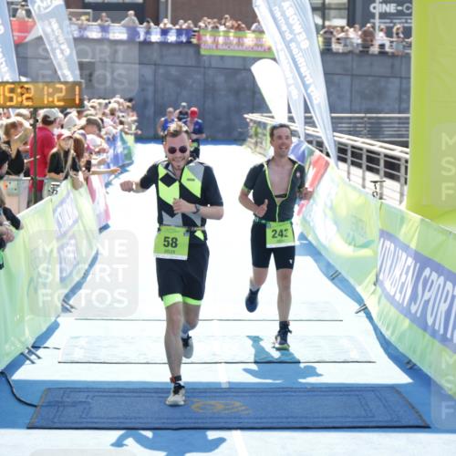 10.08.2025 - GEWOBA Citytriathlon Bremen H.Heesch http://msf.ph/oto/8554991 10.08.2025 15:21:25 Ziel 58, 90, 147, 242, 289 meine-sportfotos.de