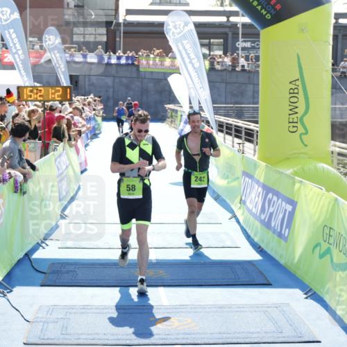 10.08.2025 - GEWOBA Citytriathlon Bremen H.Heesch http://msf.ph/oto/8554994 10.08.2025 15:21:25 Ziel 58, 90, 147, 242, 289 meine-sportfotos.de