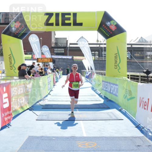 10.08.2025 - GEWOBA Citytriathlon Bremen H.Heesch http://msf.ph/oto/8555050 10.08.2025 15:54:41 Ziel 522 meine-sportfotos.de